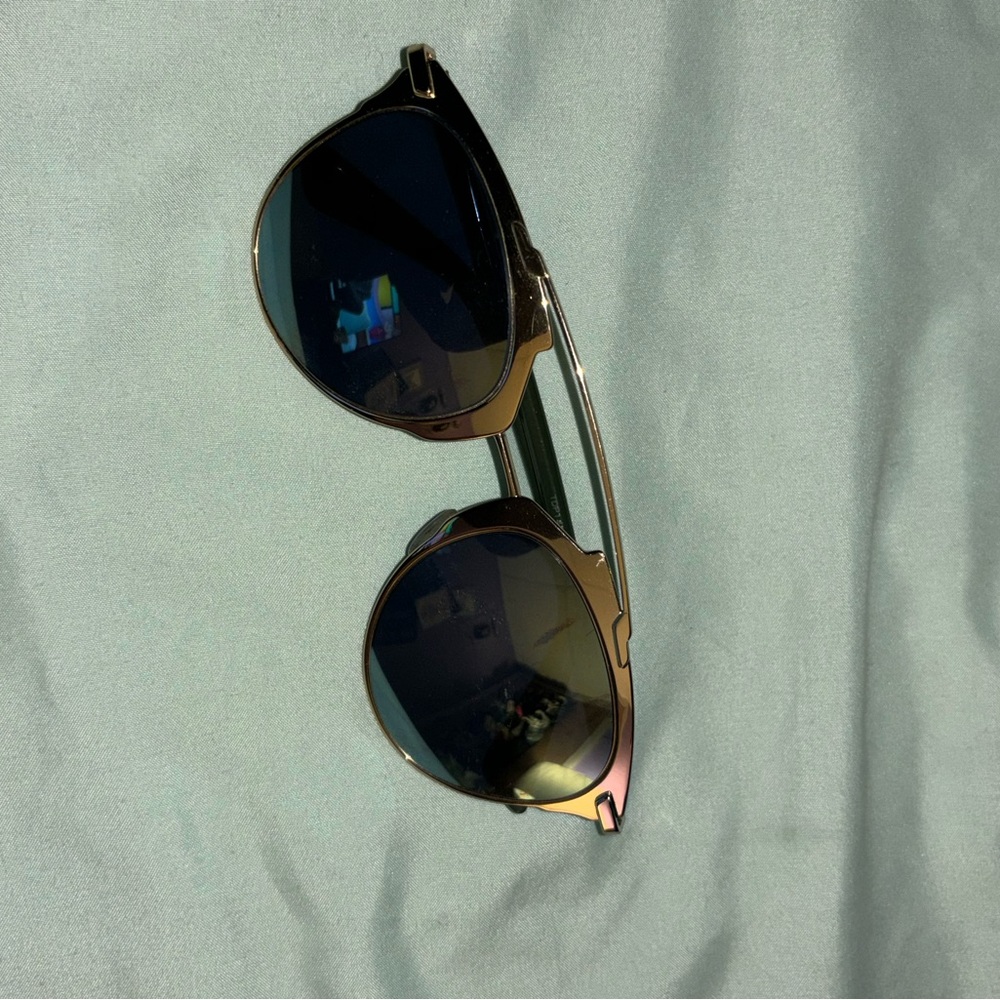 Authentic mirror Dior shades, worn by Ri Ri♥️ - Picture 2 of 7